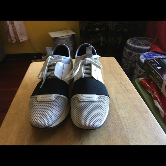 Balenciaga Shoes - Balenciaga sneakers size 40